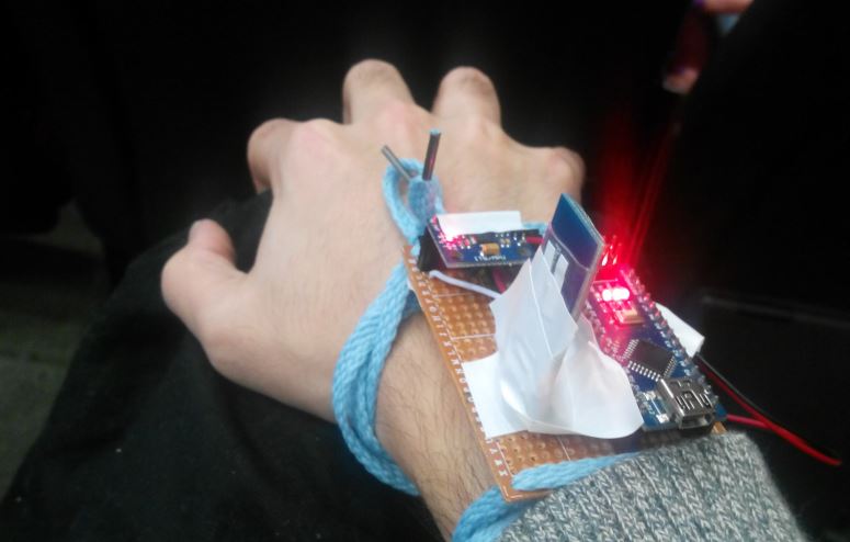 Hand bracelet